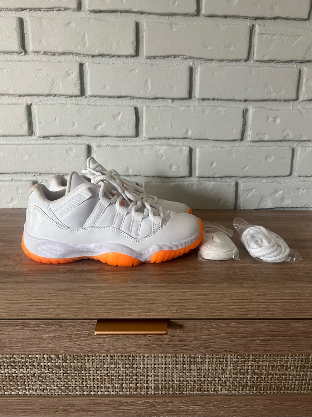Air Jordan 11 Low White/Bright Citrus (white and orange) - Worn once No Box